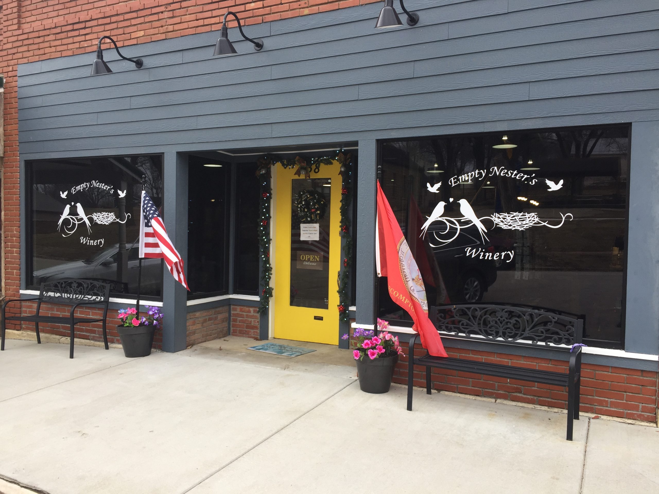 Town Talk | New winery in downtown Lecompton inspired by fruit, history and crazy vacation ideas | News, Sports, Jobs - Lawrence Journal-World: news, information, headlines and events in Lawrence, Kansas - Vimarsana News